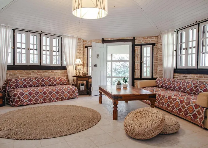 Vartan's Summer House Ferienhaus